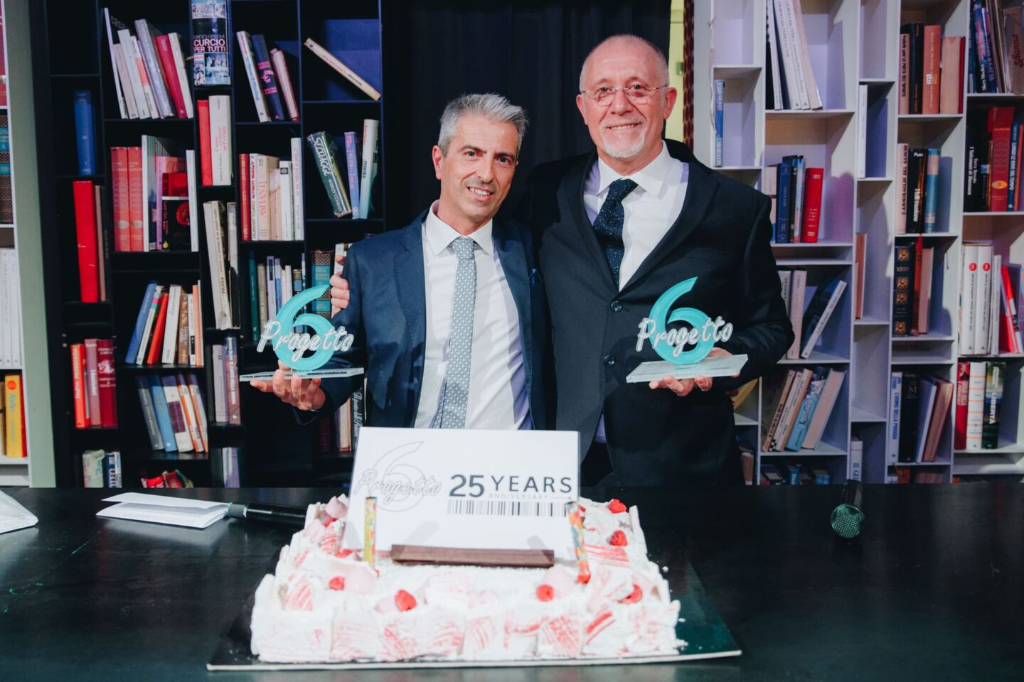 I titolari di Progetto 6 celebrano il 25esimo