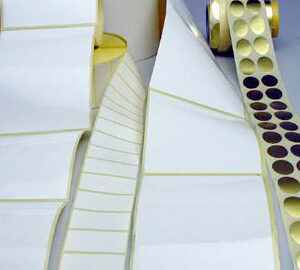 ETICHETTA ADESIVA BIANCA 80x30mm POLIPROPILENE LUCIDO X INK JET IN BOBINA